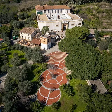 Farm stay Cefala Santa Flavia