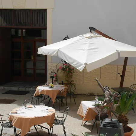Farm stay Cefala Santa Flavia