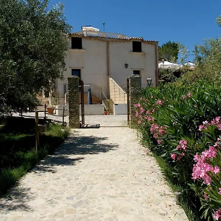 Farm stay Cefala