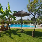 Cefala Bed and Breakfast 4*