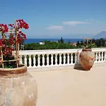 Cefala 4* Santa Flavia