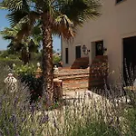 Cefala Bed and Breakfast 4*