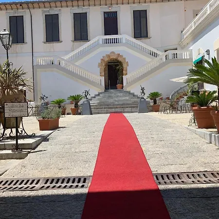 Cefala Bed and Breakfast