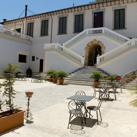 Cefala 4* Santa Flavia